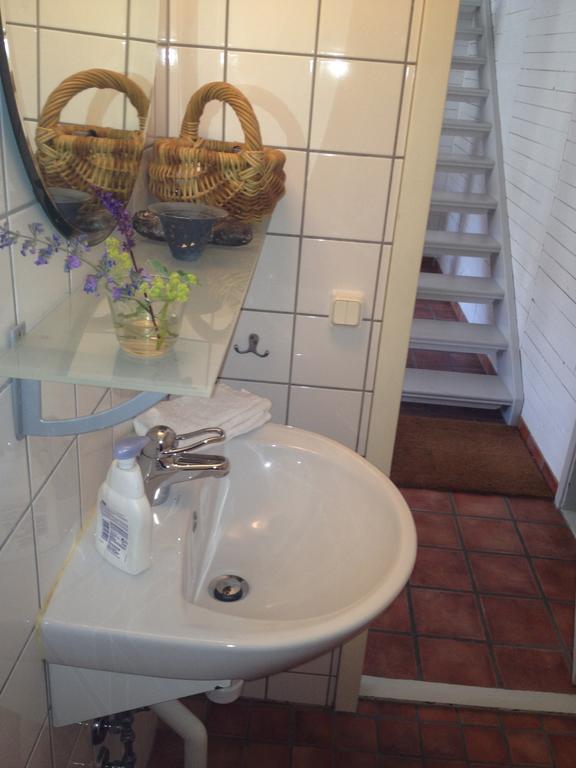 Saebyholms Gard Bed and Breakfast Laholm Exterior foto