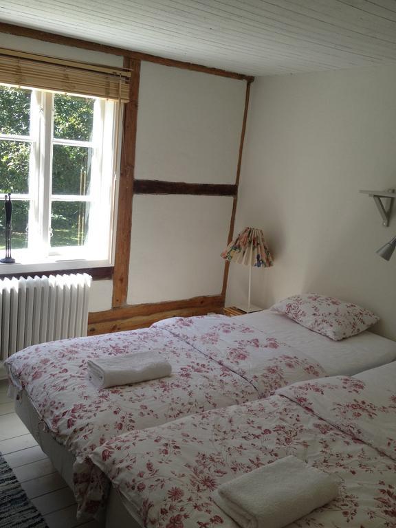 Saebyholms Gard Bed and Breakfast Laholm Habitación foto