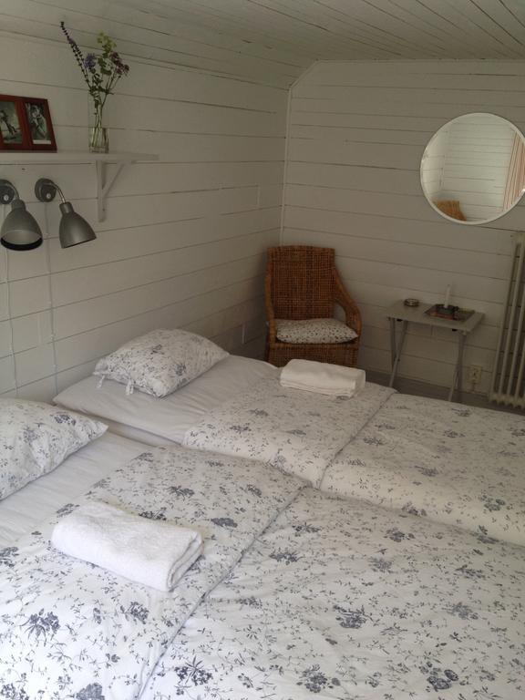 Saebyholms Gard Bed and Breakfast Laholm Habitación foto